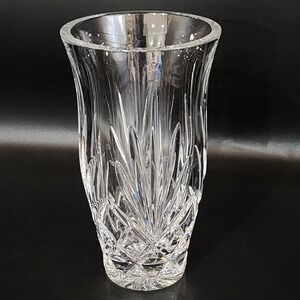 Irish Rose Led Cut Crystal Vase Czech Leaf Design Vintage 7Hx4W‎ Home Decor
